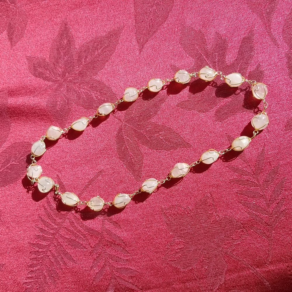 Vintage Wire Caged Polished Rose Quartz Necklace
